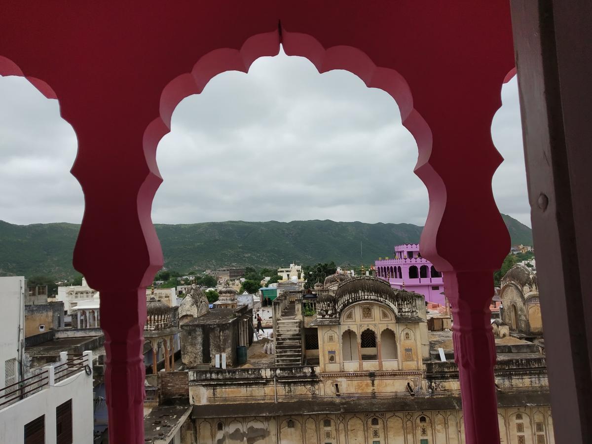 Hotel Paramount Palace Pushkar Exterior photo